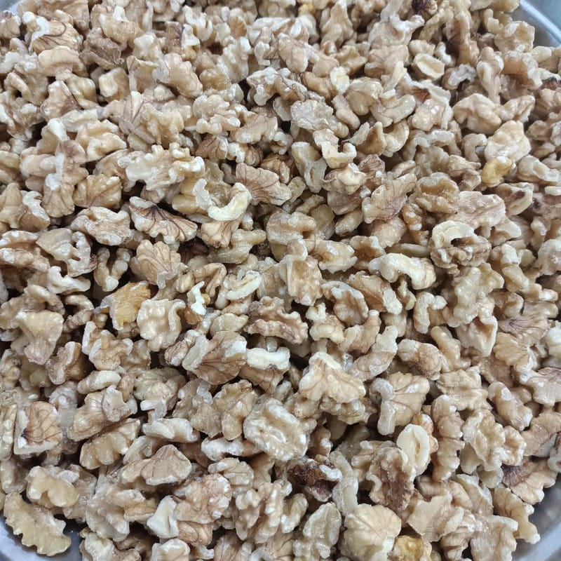 Chile-Walnuts-Tukda-Small-